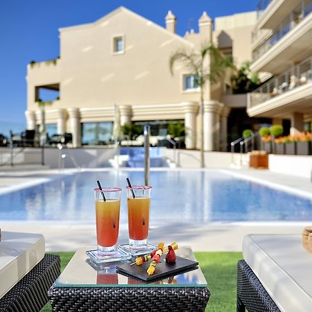 Vincci Seleccion Aleysa Hotel Benalmadena Ngoại thất bức ảnh The pool at the hotel