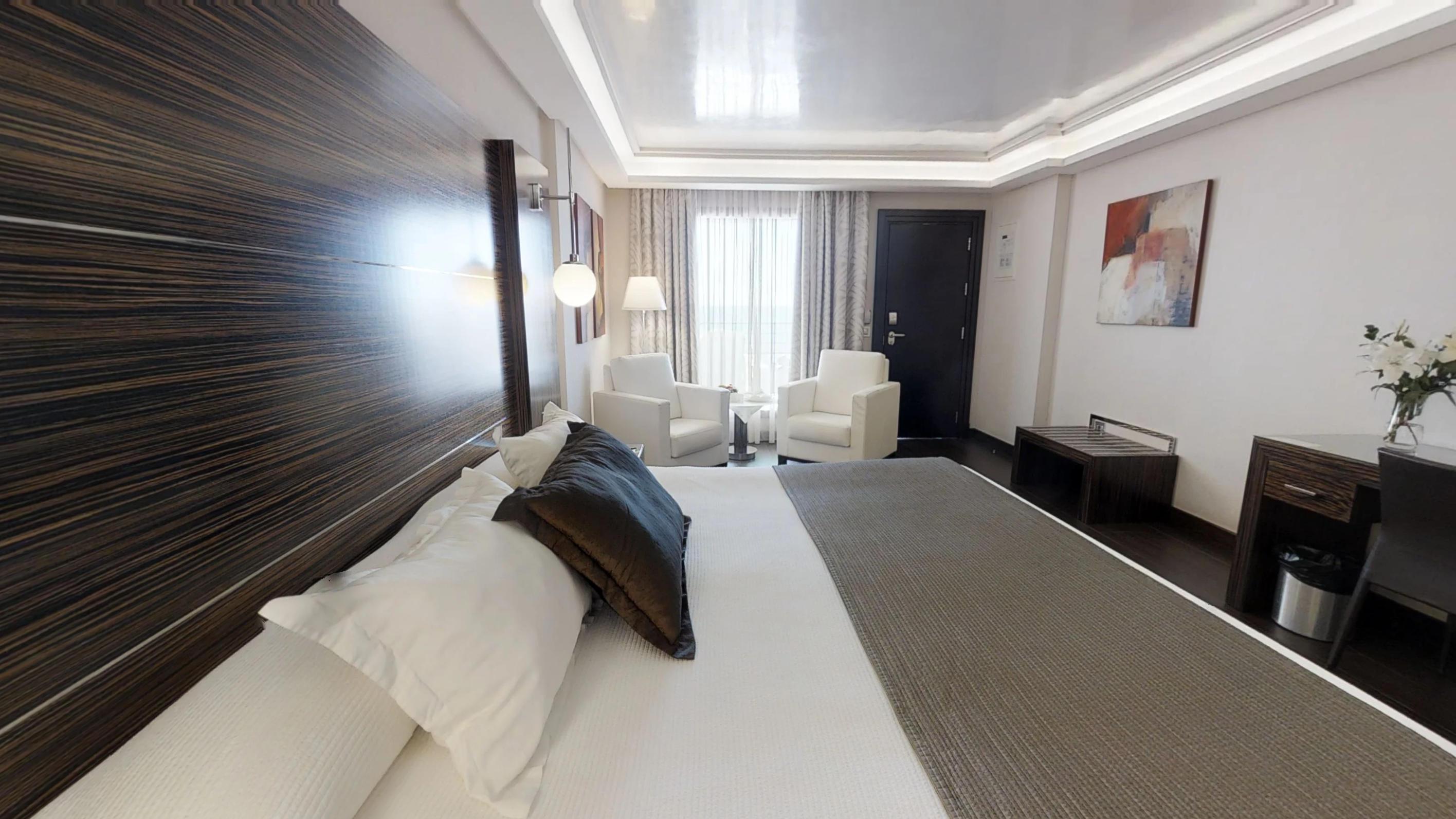 Vincci Seleccion Aleysa Hotel Benalmadena Ngoại thất bức ảnh A room at the hotel