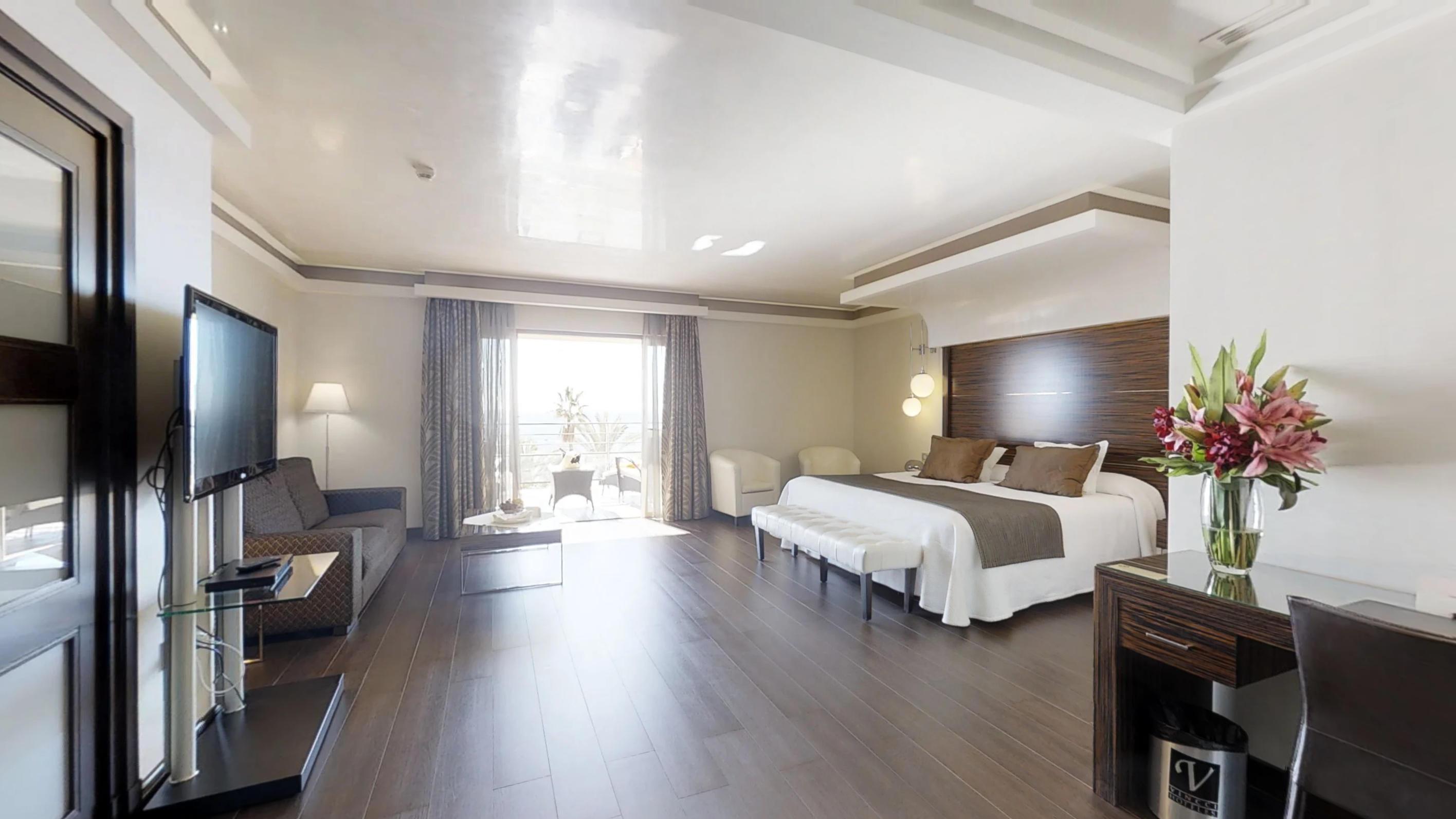 Vincci Seleccion Aleysa Hotel Benalmadena Ngoại thất bức ảnh A room at the hotel