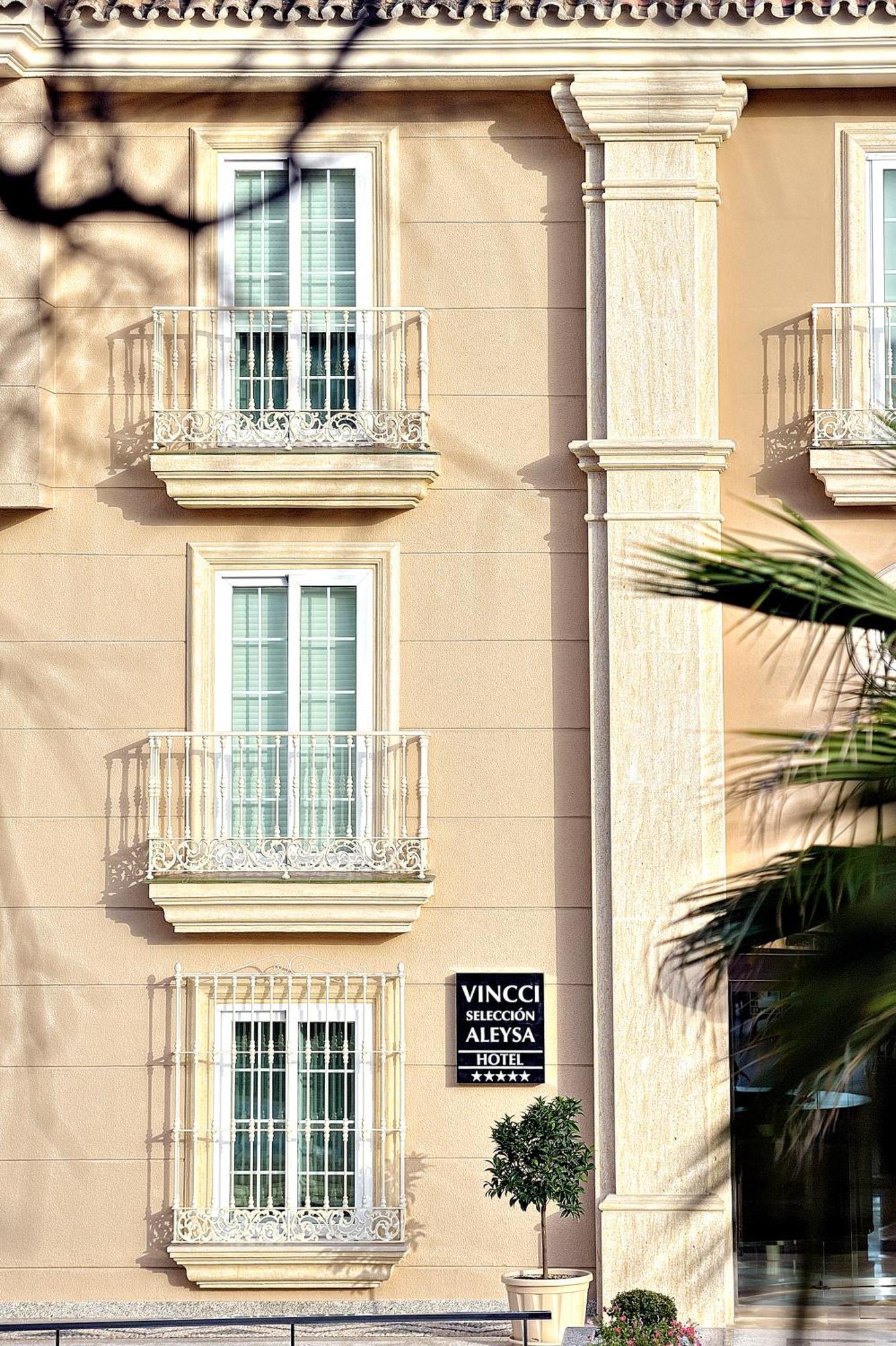 Vincci Seleccion Aleysa Hotel Benalmadena Ngoại thất bức ảnh Facade of the hotel